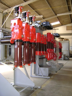 Imagem DISJUNTORES DE ALTA E BAIXA TENS�O