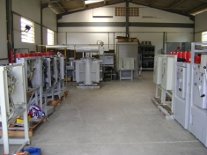 Imagem DISJUNTORES DE ALTA E BAIXA TENS�O